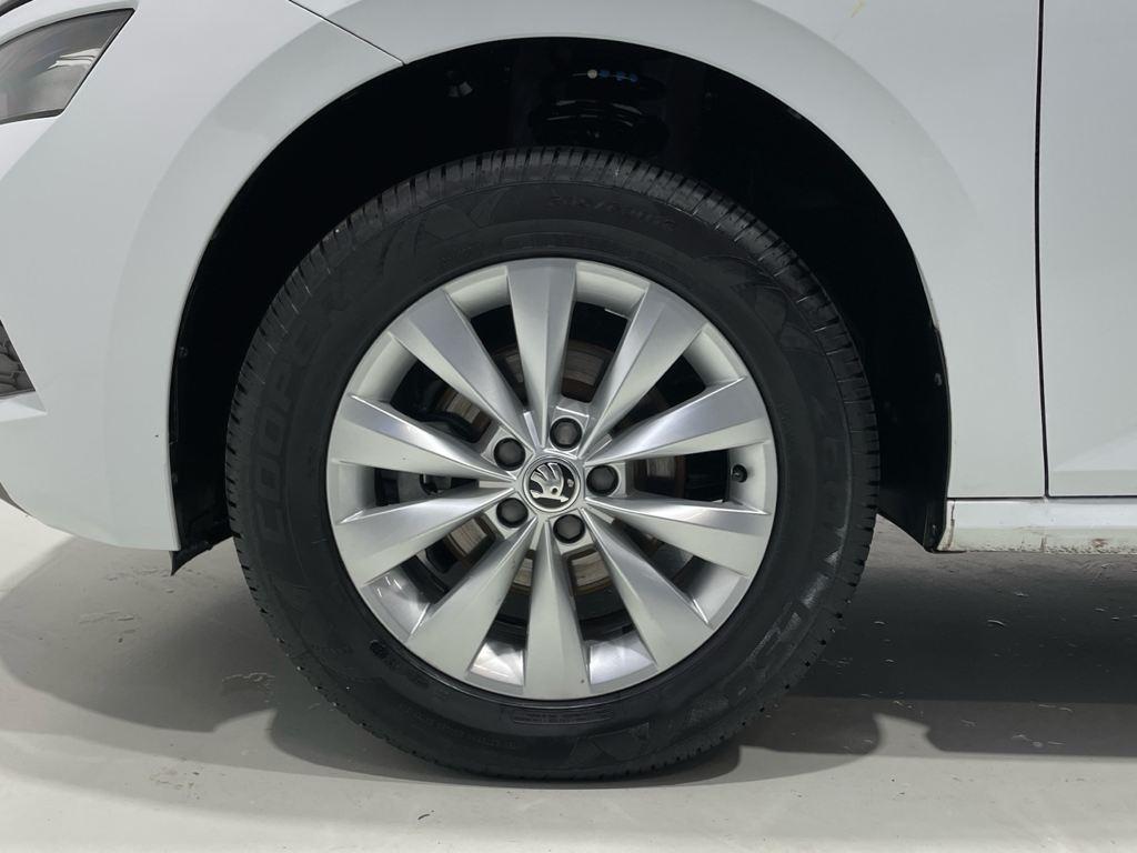 Skoda Kamiq 1.0 TSI Ambition DSG 81 kW (110 CV) - 7