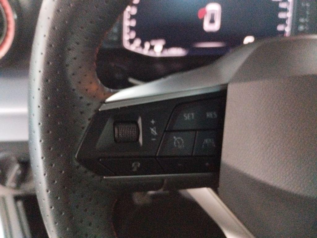 SEAT Arona 1.0 TSI FR XM 85 kW (115 CV) - 8