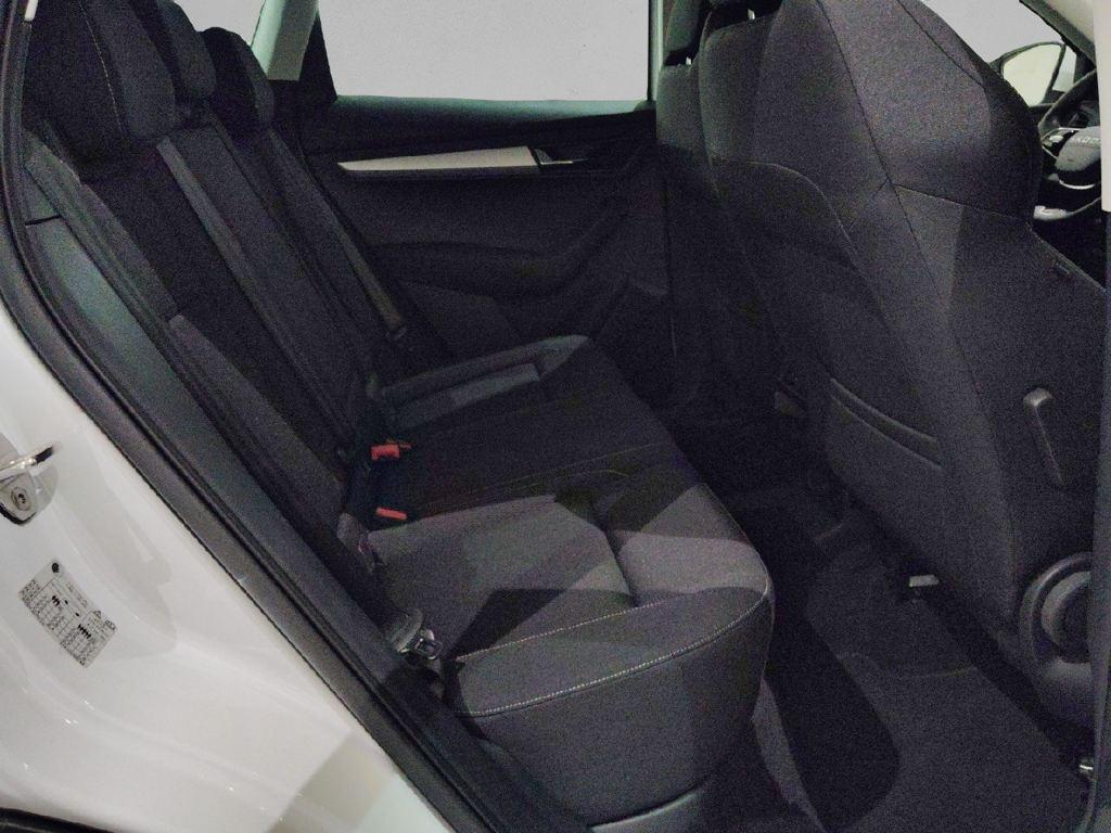 Skoda Karoq 1.5 TSI ACT Selection DSG 110 kW (150 CV) - 5