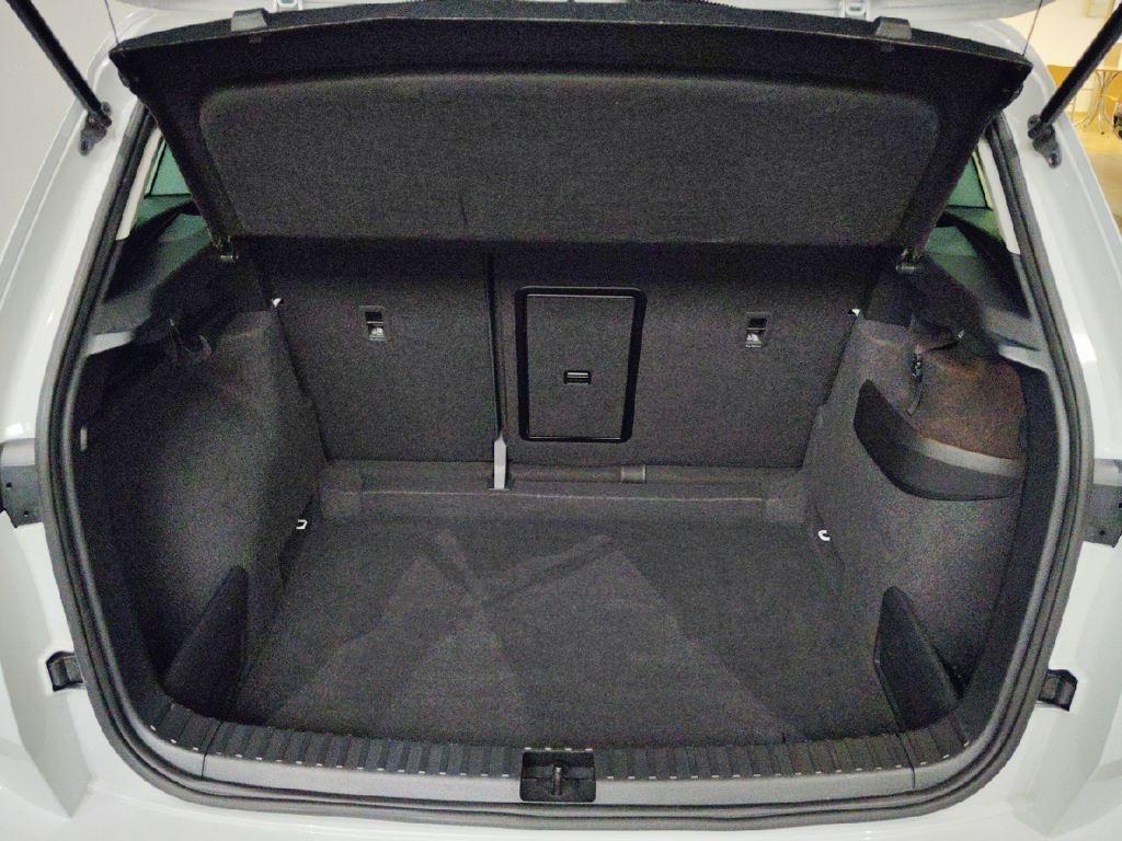 Skoda Karoq 1.5 TSI ACT Selection DSG 110 kW (150 CV) - 6