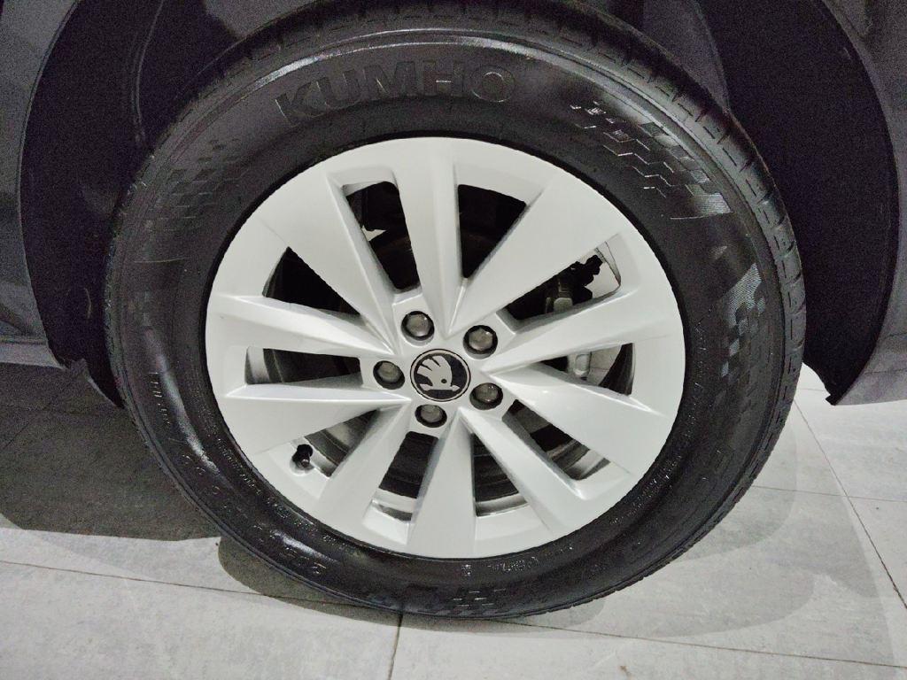 Skoda Kamiq 1.0 TSI Selection 85 kW (115 CV) - 7