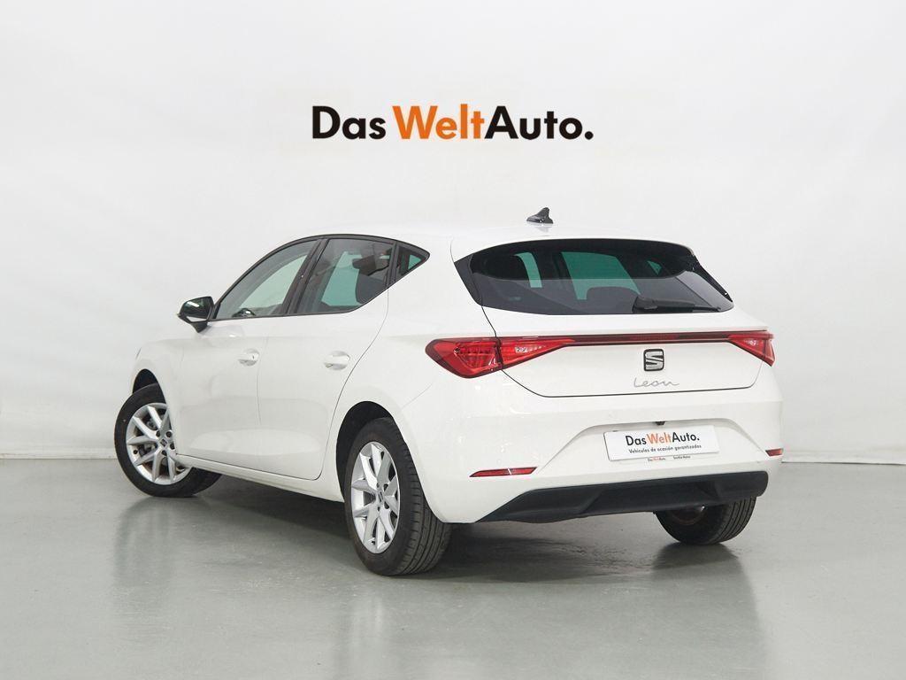 SEAT León 1.5 eTSI Style 25 Aniversario DSG 85 kW (116 CV) - 1