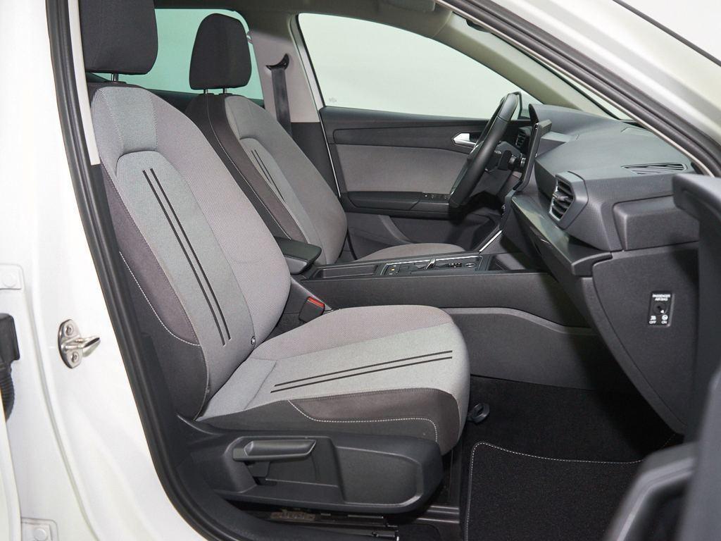 SEAT León 1.5 eTSI Style 25 Aniversario DSG 85 kW (116 CV) - 4