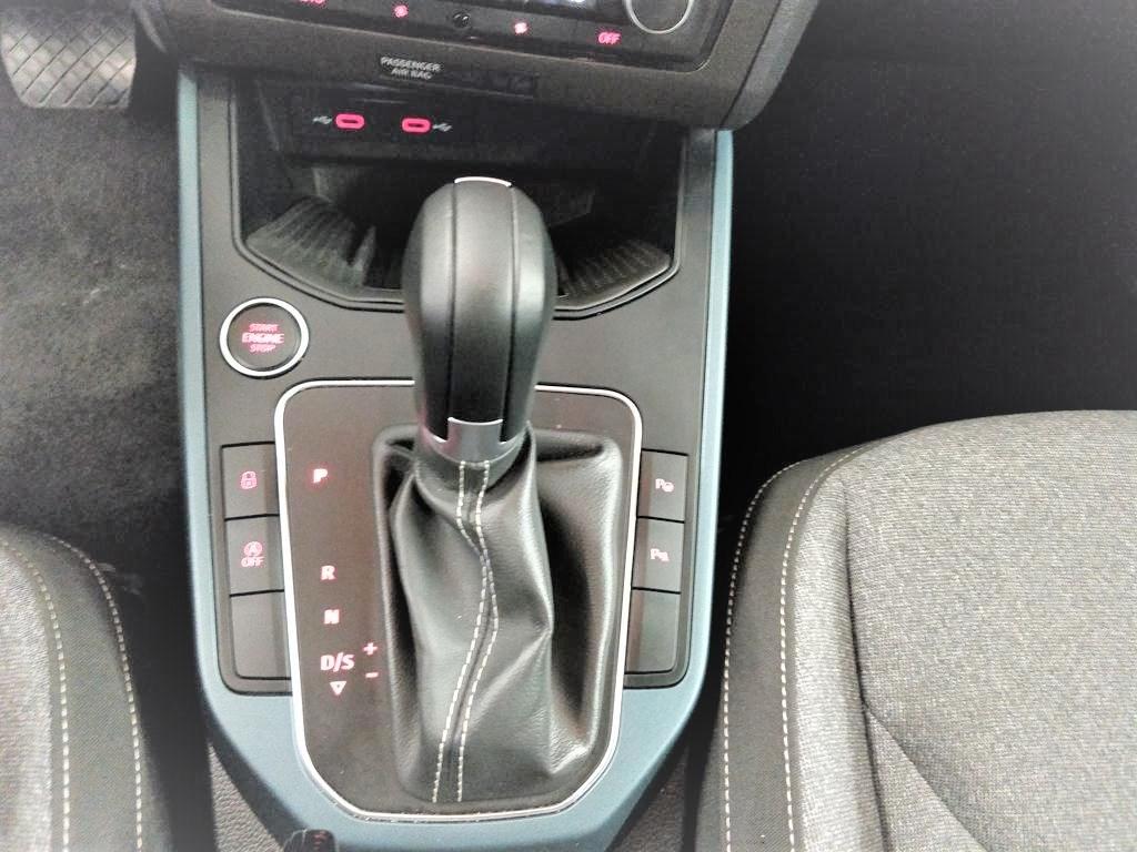 SEAT Arona 1.0 TSI S&S Xperience XM DSG 85 kW (115 CV) - 9