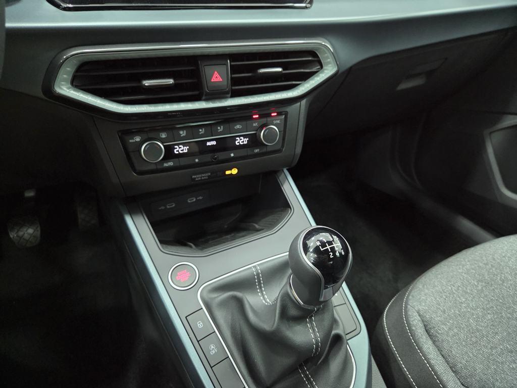 SEAT Arona 1.0 TSI Xperience Special Edition 85 kW (115 CV) - 9
