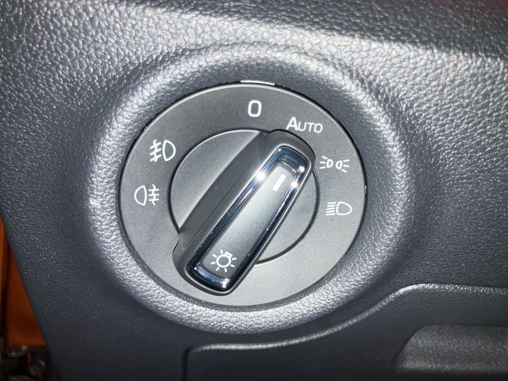 Skoda Kamiq 1.0 TSI Monte Carlo DSG 85 kW (115 CV) - 11