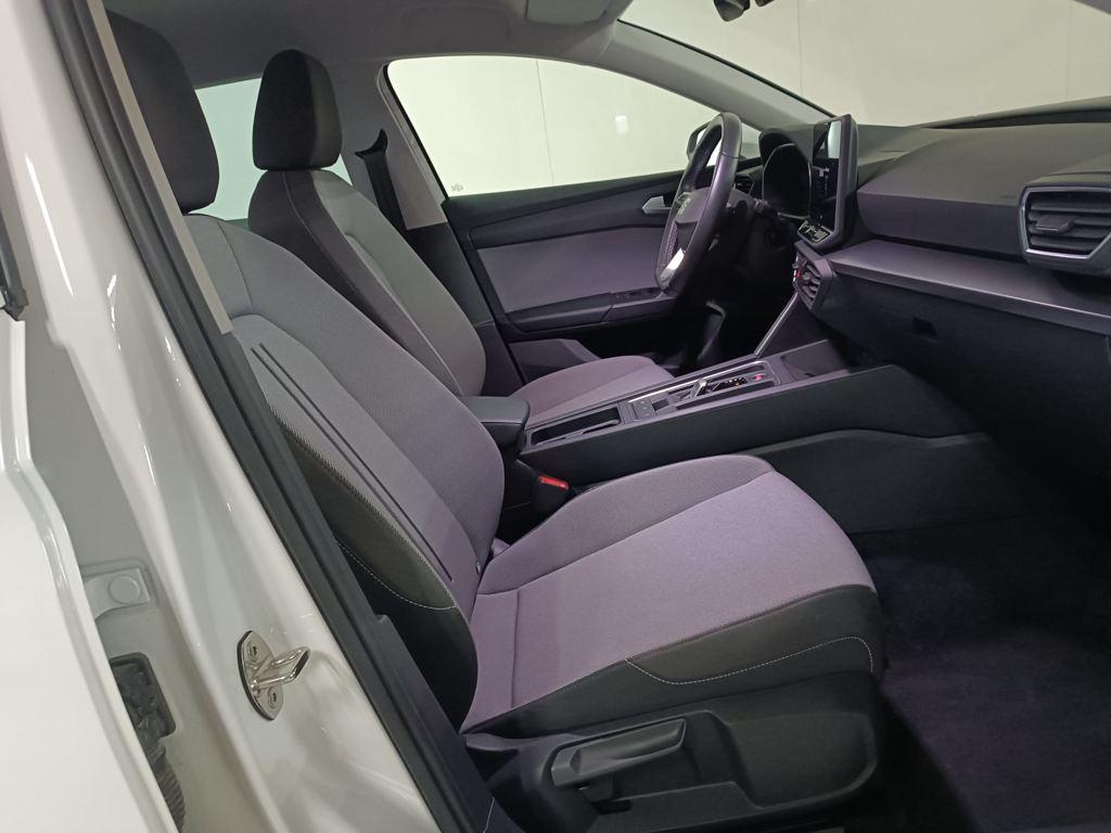 SEAT León 1.5 eTSI Style 25 Aniversario DSG 85 kW (116 CV) - 4