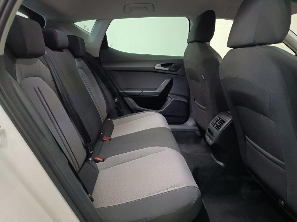 SEAT León 1.5 eTSI Style 25 Aniversario DSG 85 kW (116 CV) - 5