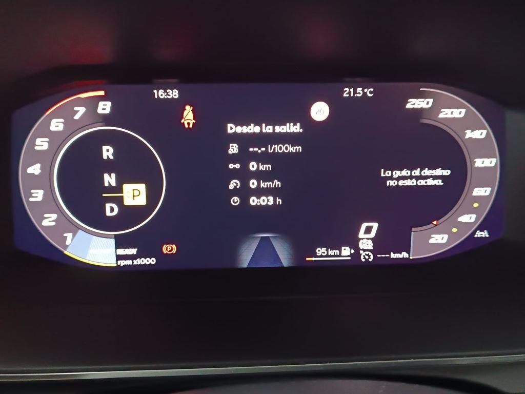 SEAT León 1.5 eTSI Style 25 Aniversario DSG 85 kW (116 CV) - 13