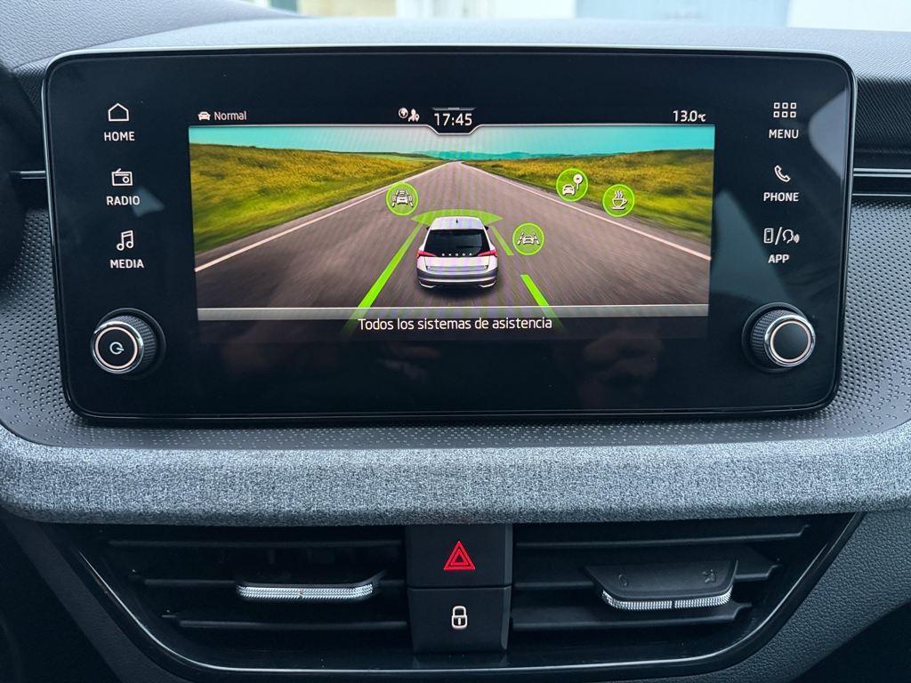 Skoda Scala 1.0 TSI Selection DSG 85 kW (115 CV) - 12