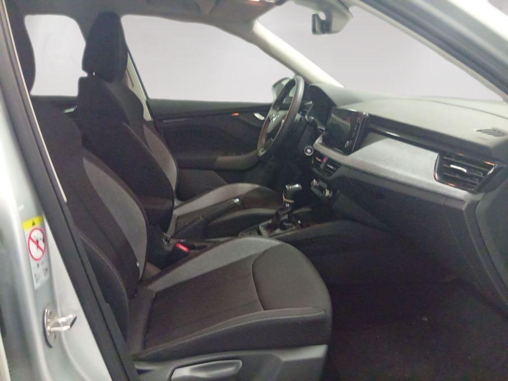 Skoda Kamiq 1.0 TSI Selection DSG 85 kW (115 CV) - 4