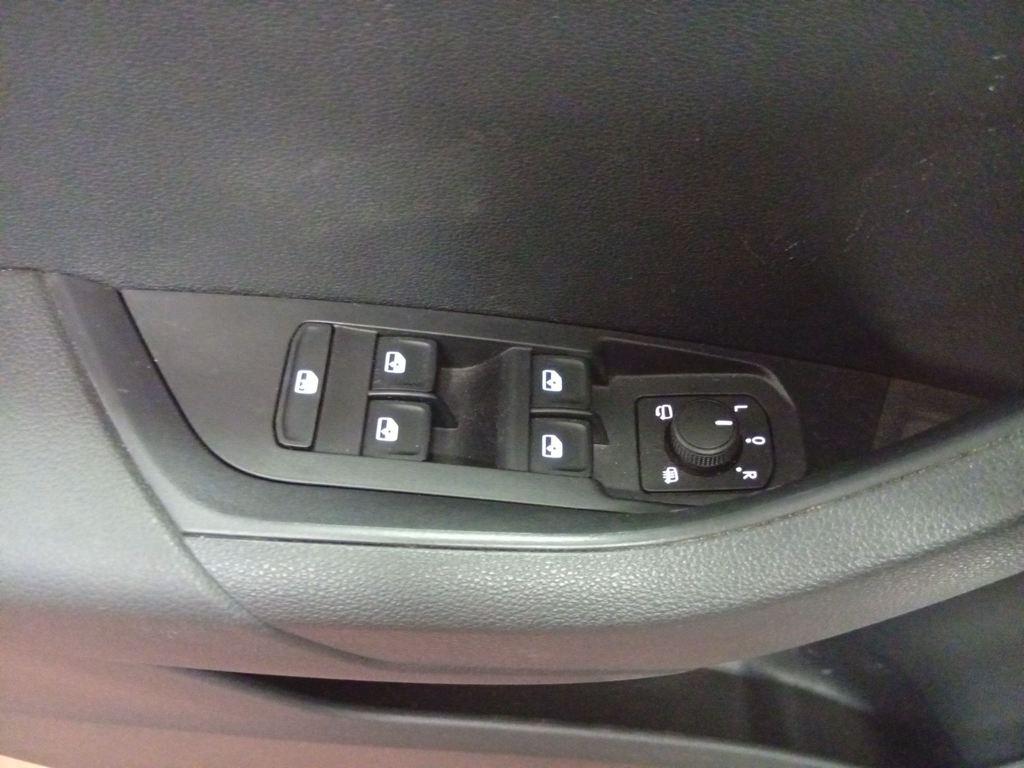 Skoda Karoq 2.0 TDI Selection 85 kW (115 CV) - 11