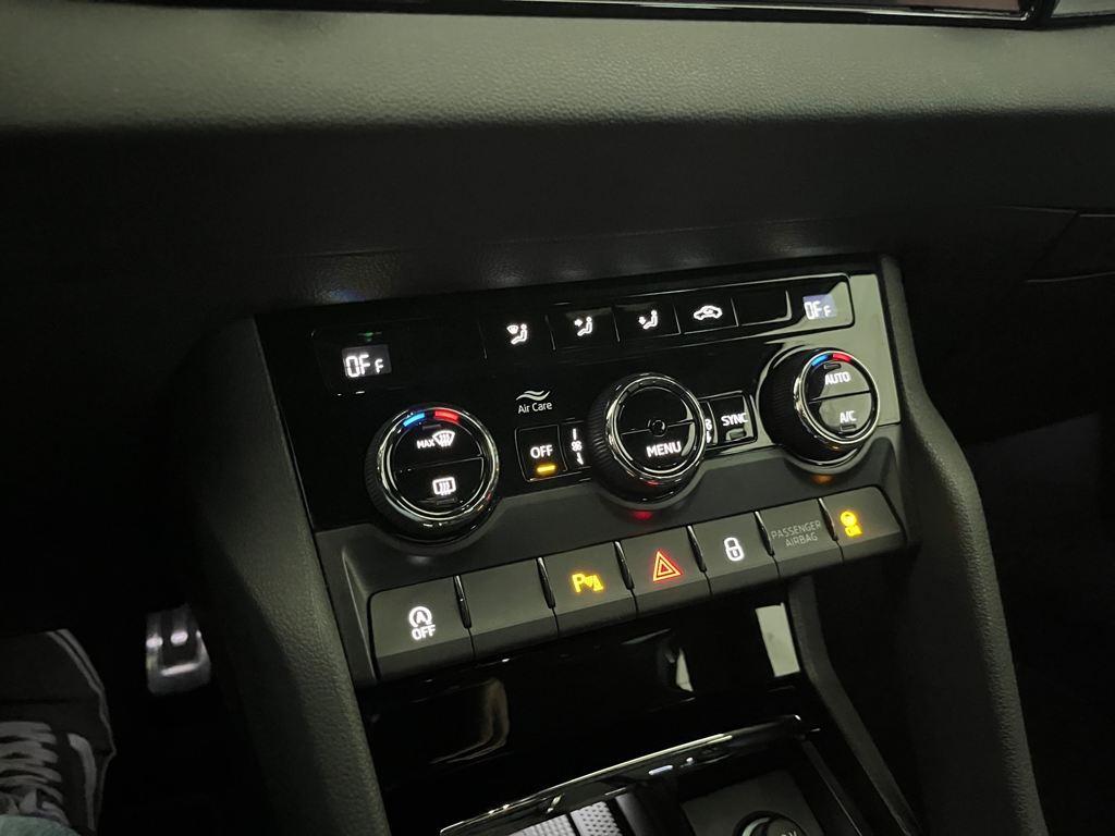 Skoda Karoq 1.5 TSI ACT Sportline DSG 110 kW (150 CV) - 17