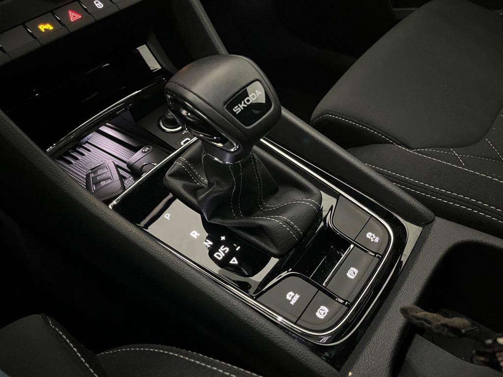 Skoda Karoq 1.5 TSI ACT Sportline DSG 110 kW (150 CV) - 18