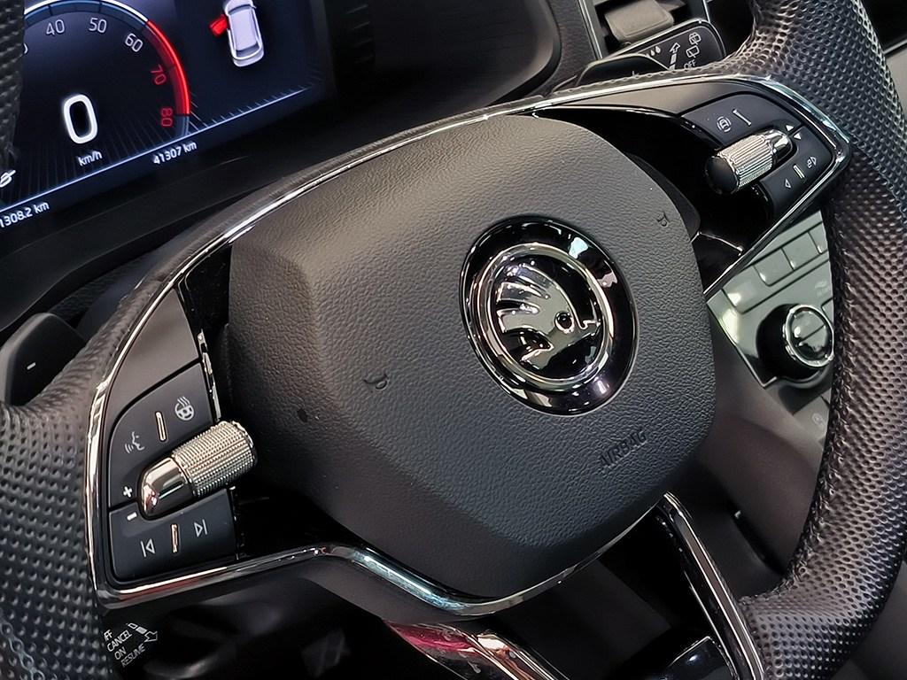 Skoda Karoq 1.5 TSI ACT Style DSG 110 kW (150 CV) - 9