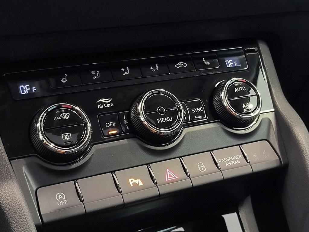 Skoda Karoq 1.5 TSI ACT Style DSG 110 kW (150 CV) - 14