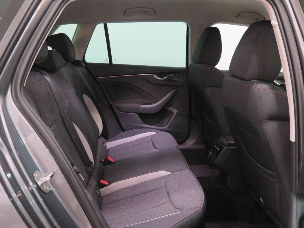 Skoda Kamiq 1.5 TSI Style DSG 110 kW (150 CV) - 5