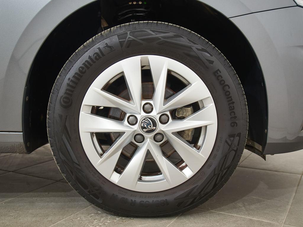 Skoda Fabia 1.0 TSI Selection 70 kW (95 CV) - 7