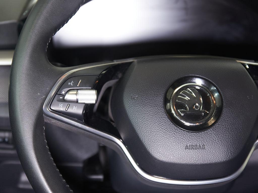 Skoda Fabia 1.0 TSI Selection 70 kW (95 CV) - 9