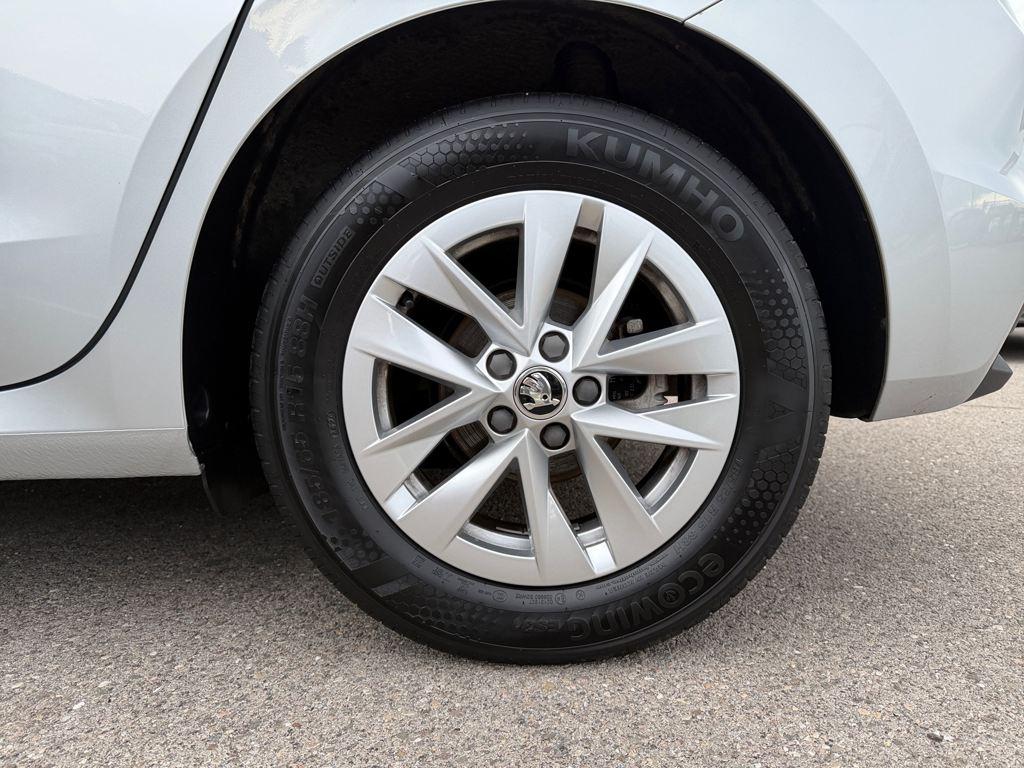 Skoda Fabia 1.0 TSI Selection 70 kW (95 CV) - 7