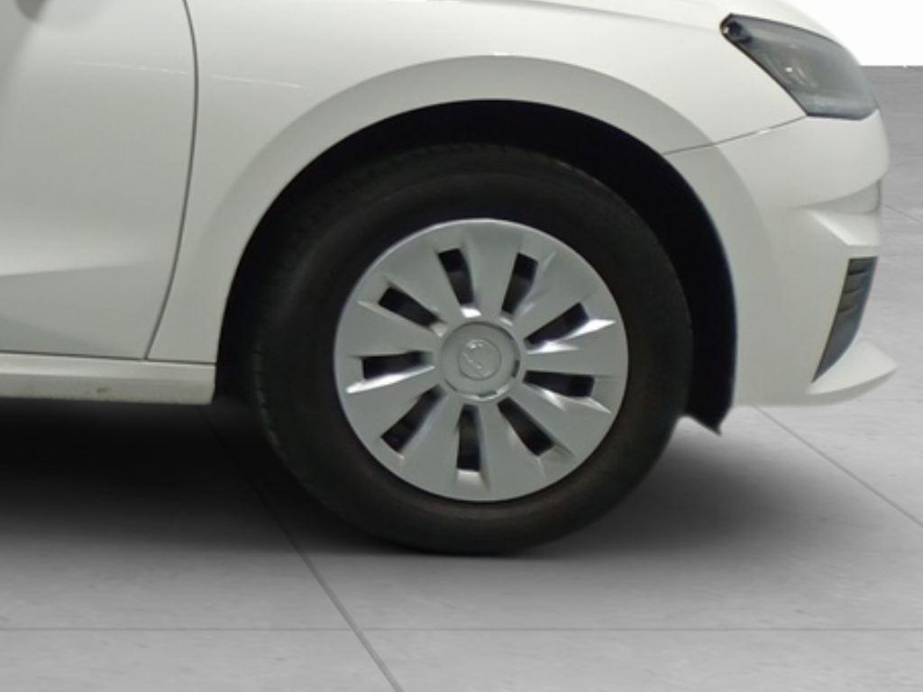 Skoda Fabia 1.0 TSI Active 70 kW (95 CV) - 7