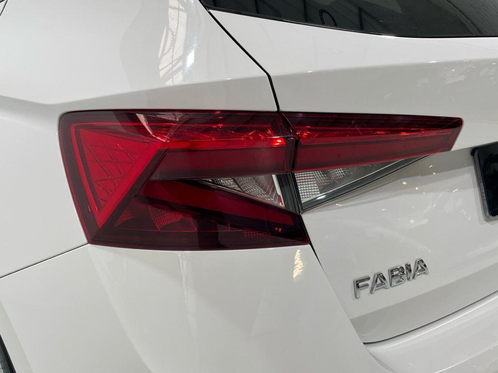 Skoda Fabia 1.0 TSI Selection 70 kW (95 CV) - 18