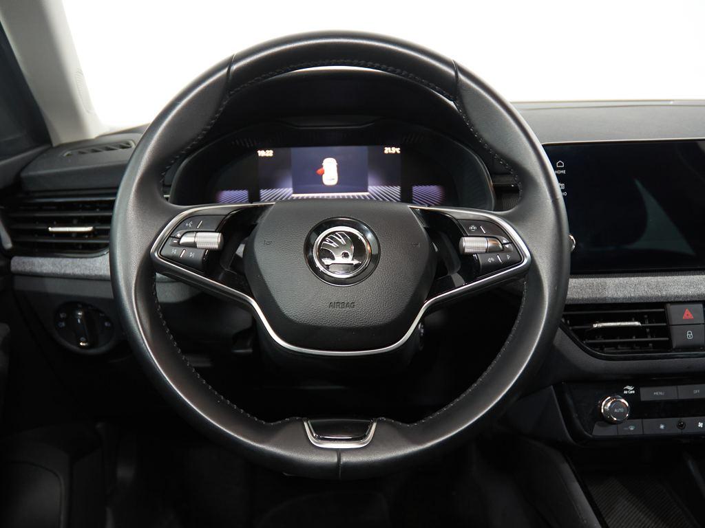 Skoda Kamiq 1.0 TSI Selection 85 kW (115 CV) - 9