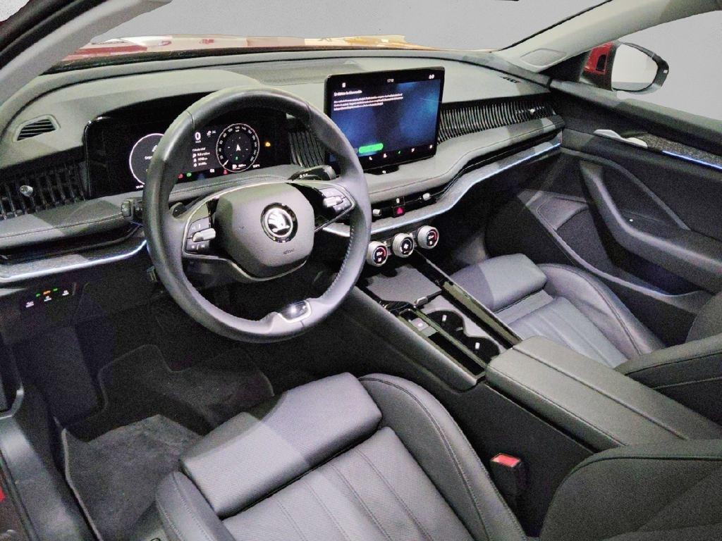 Skoda Superb 2.0 TDI Selection DSG 110 kW (150 CV) - 8