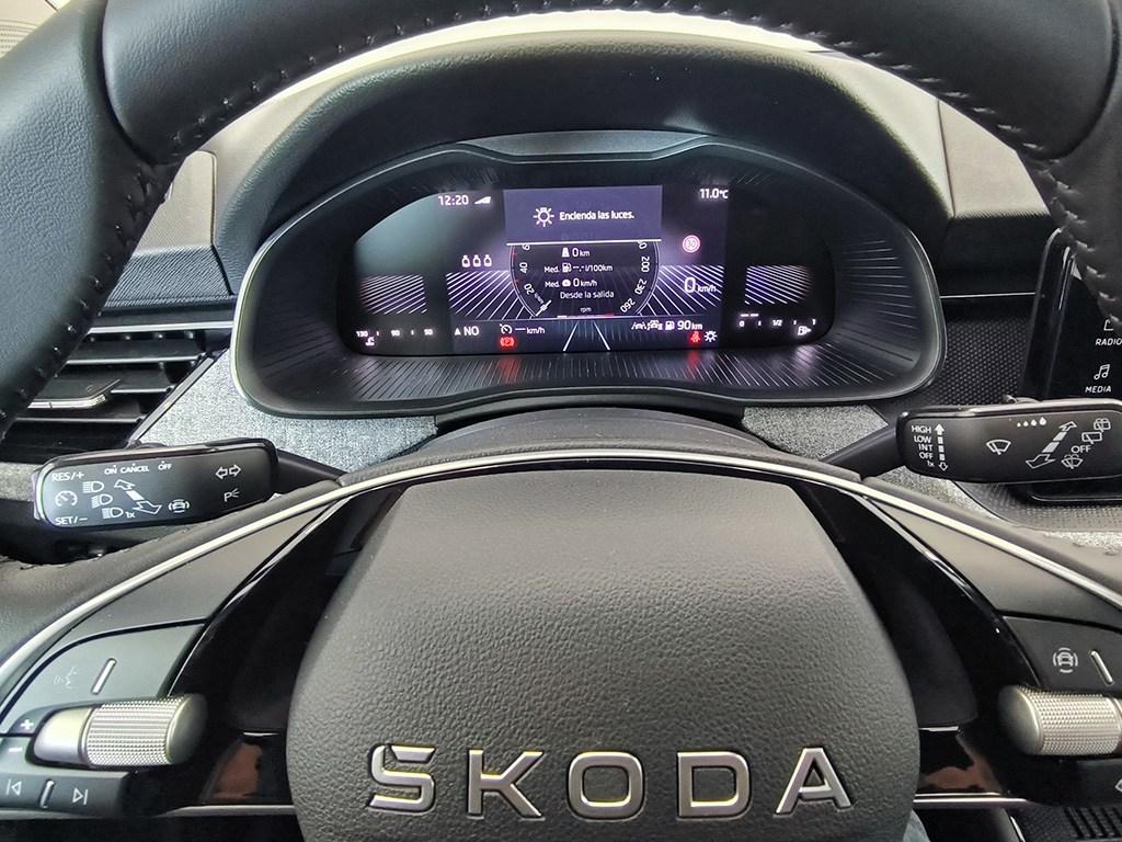 Skoda Kamiq 1.0 TSI Selection 85 kW (115 CV) - 12