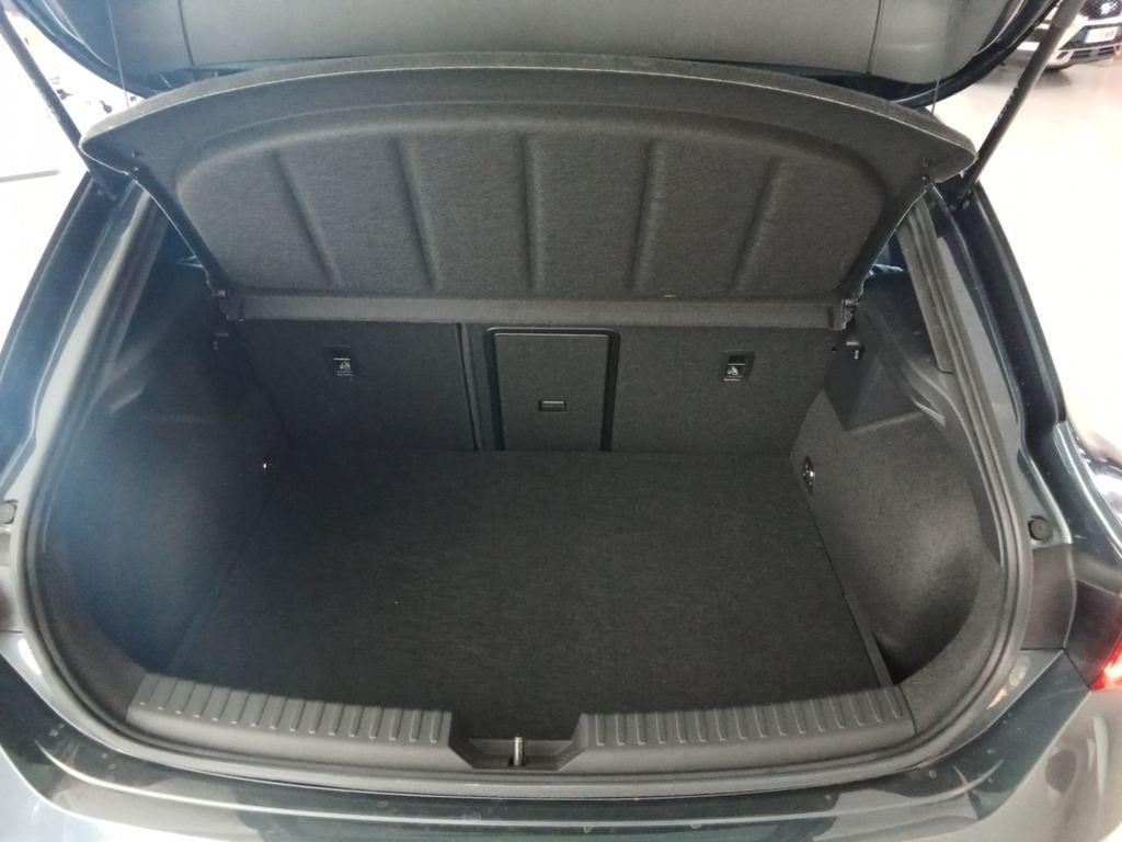 SEAT León 1.5 TSI e-Hybrid FR XM DSG 150 kW (204 CV) - 6