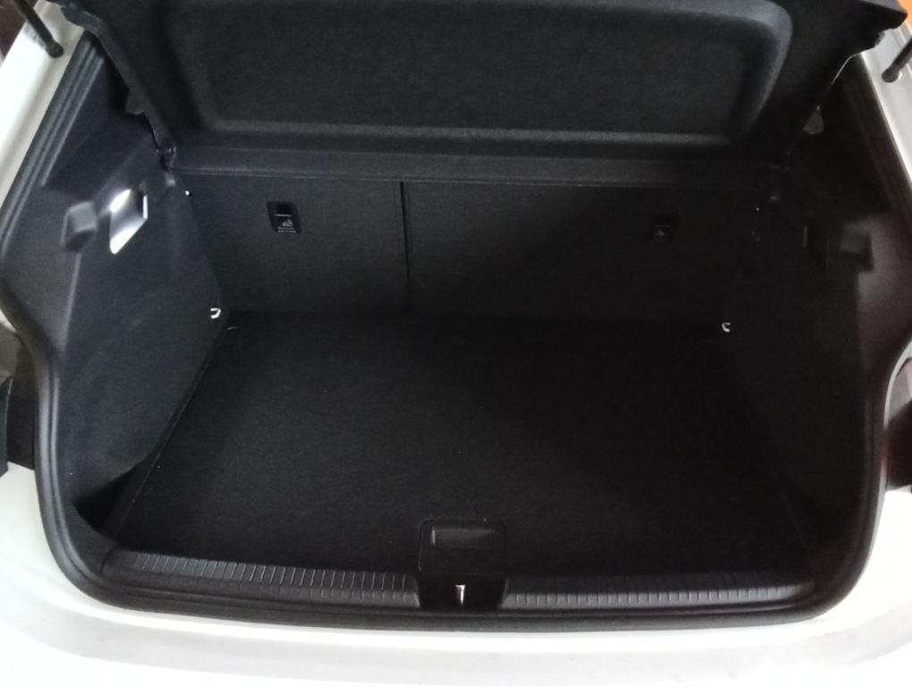 CUPRA Born 77kWh e-Boost Pack Advanced Plus 170 kW (231 CV) - 6