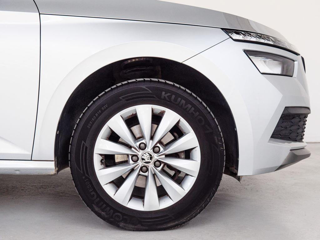 Skoda Kamiq 1.6 TDI Ambition DSG 85 kW (115 CV) - 7