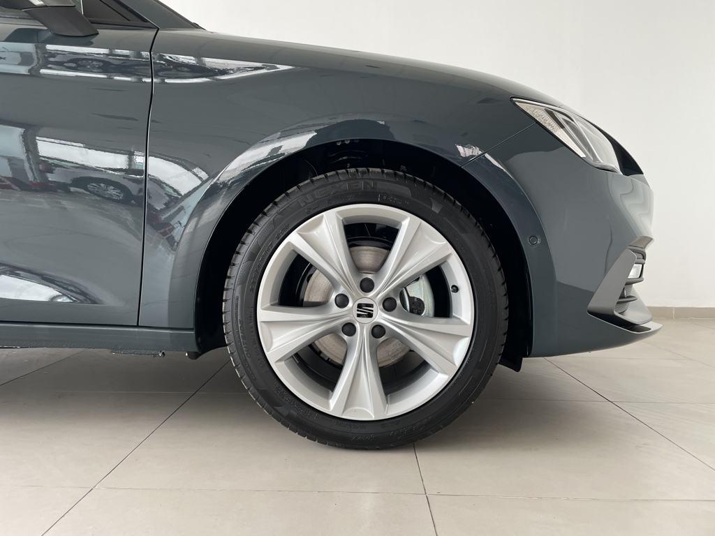 SEAT León 1.5 TSI S&S FR 25 Aniversario 85 kW (116 CV) - 7