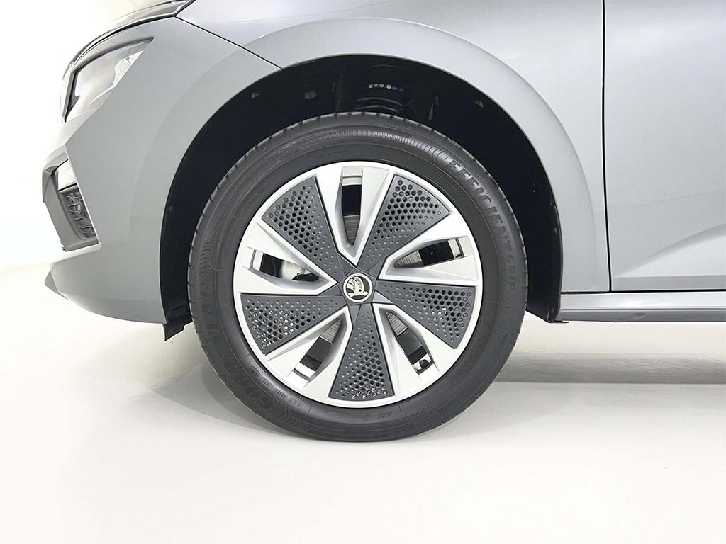 Skoda Kamiq 1.0 TSI Design 85 kW (115 CV) - 7