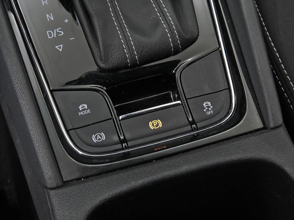 Skoda Karoq 1.5 TSI ACT Sportline DSG 110 kW (150 CV) - 13