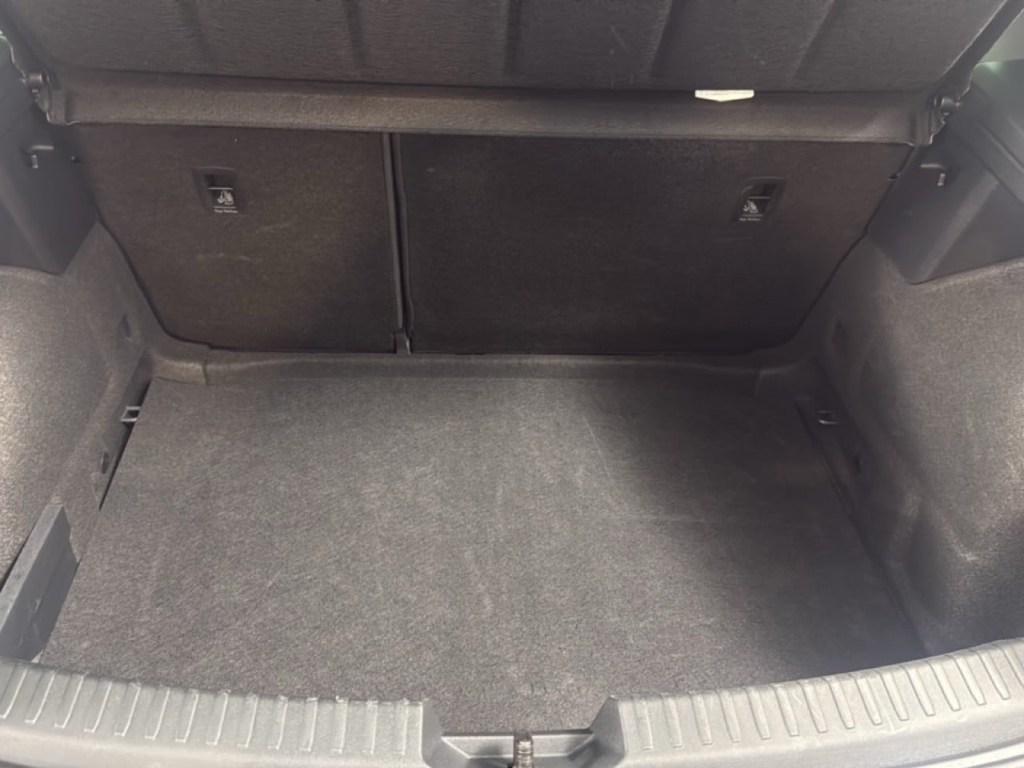 SEAT León 2.0 TDI S&S Style XS 85 kW (115 CV) - 6