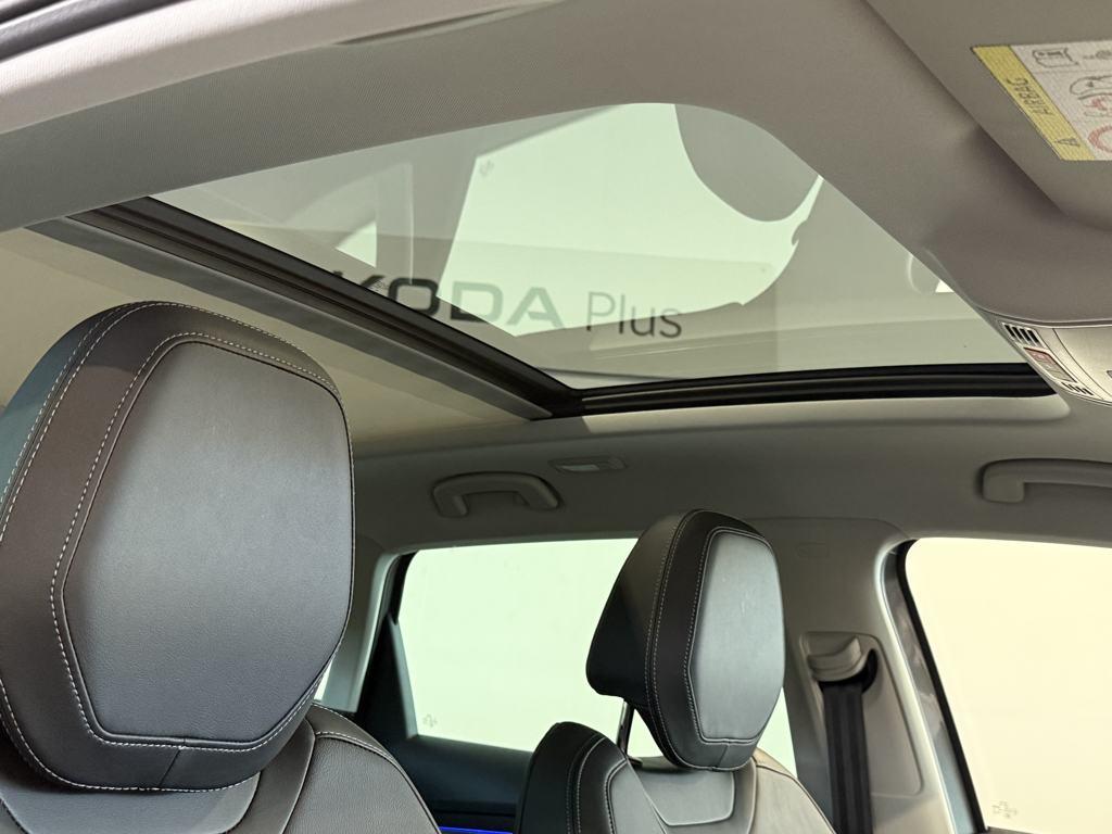 Skoda Karoq 1.5 TSI ACT Design DSG 110 kW (150 CV) - 9