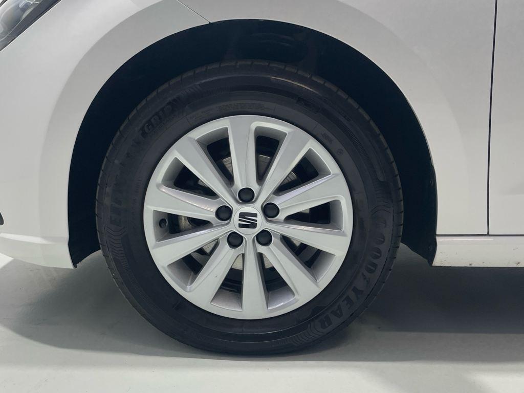 SEAT Ibiza 1.0 MPI Reference Plus 59 kW (80 CV) - 7