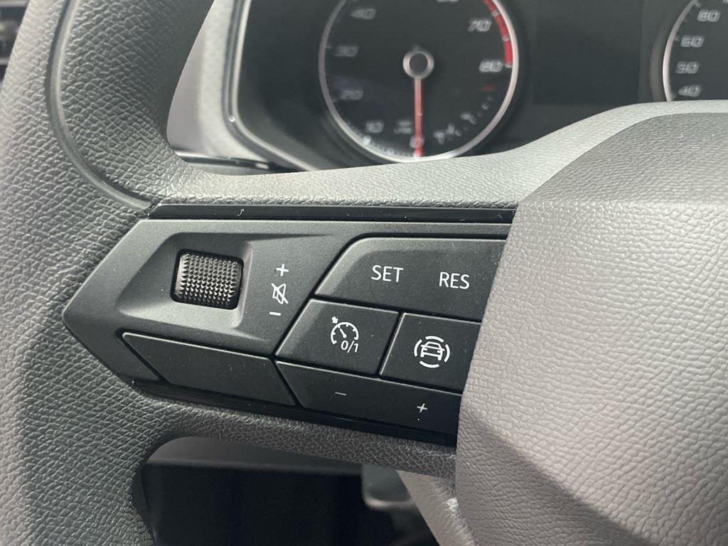 SEAT Ibiza 1.0 MPI Reference Plus 59 kW (80 CV) - 8