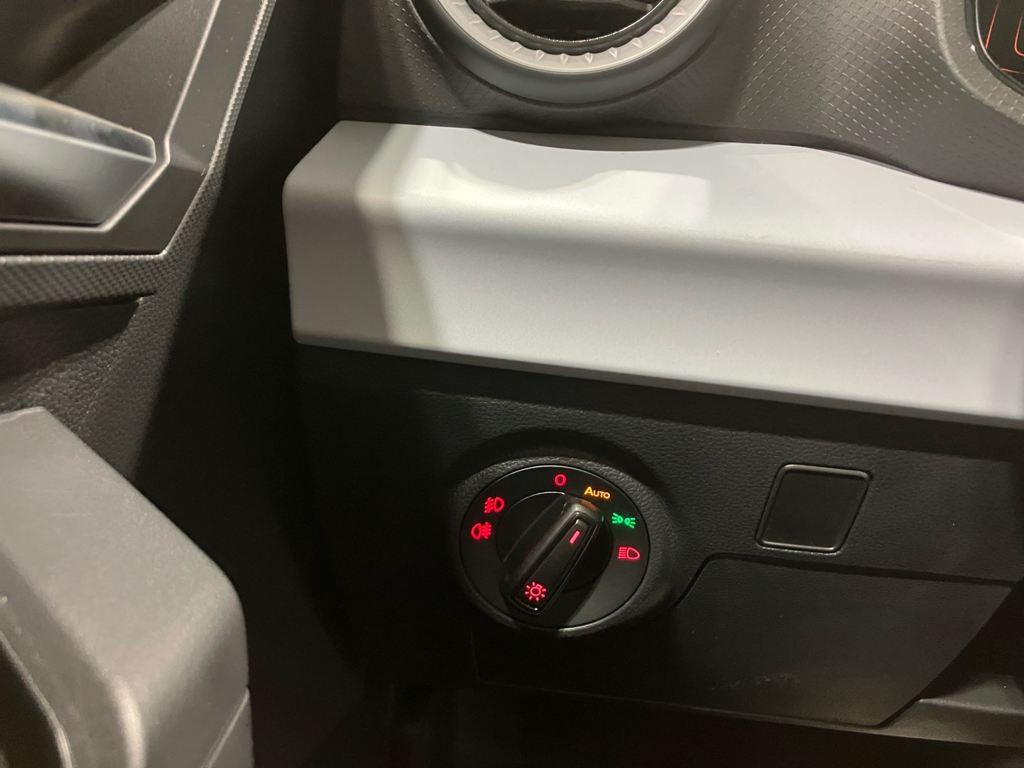 SEAT Arona 1.0 TSI Style Special Edition 70 kW (95 CV) - 11