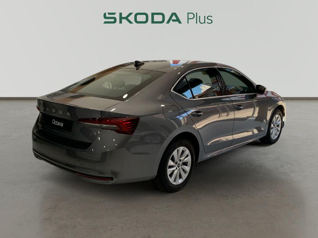 Skoda Octavia 2.0 TDI Selection 85 kW (115 CV) - 12