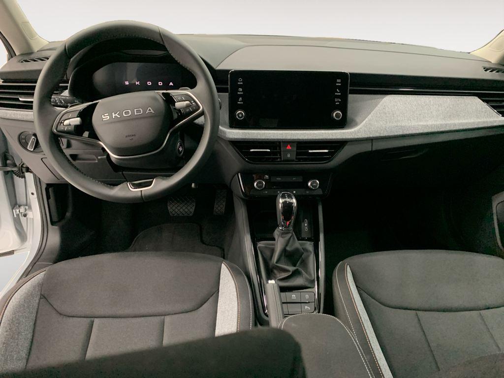 Skoda Kamiq 1.0 TSI Selection DSG 85 kW (115 CV) - 9