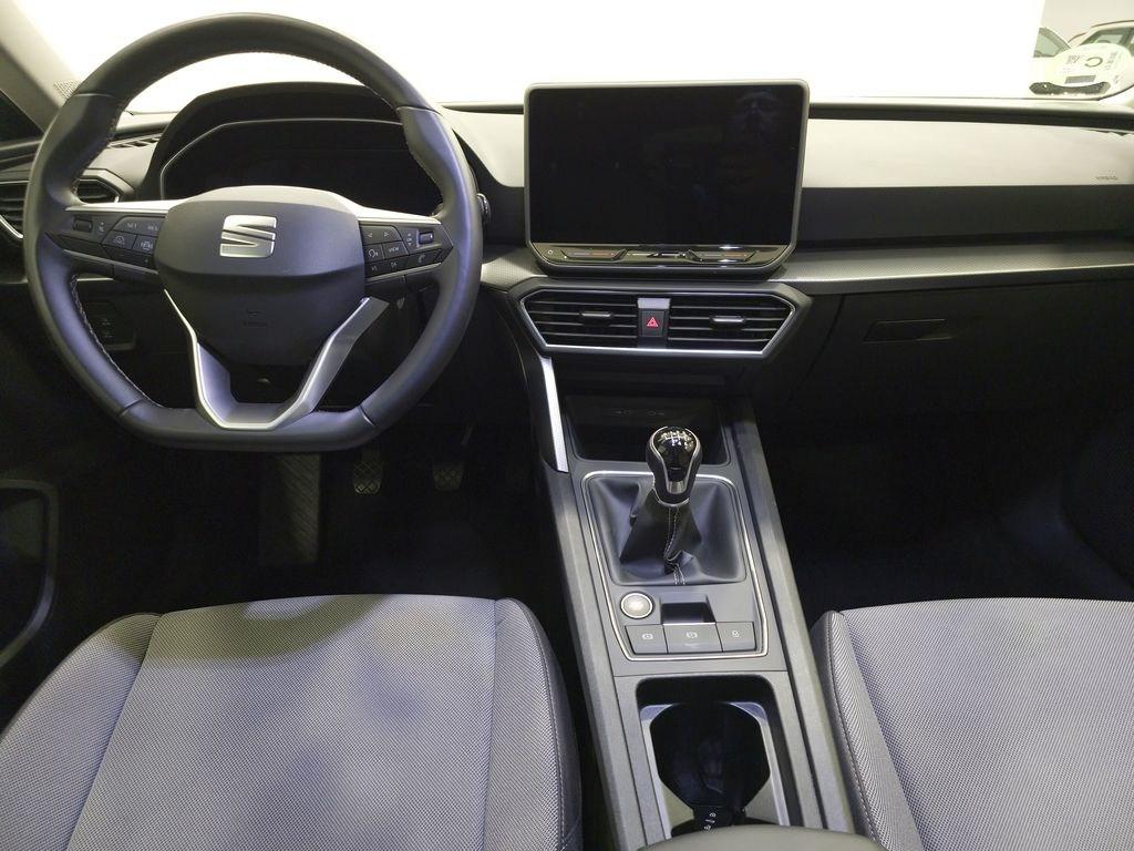 SEAT León 1.5 TSI S&S Style 25 Aniversario 85 kW (116 CV) - 3