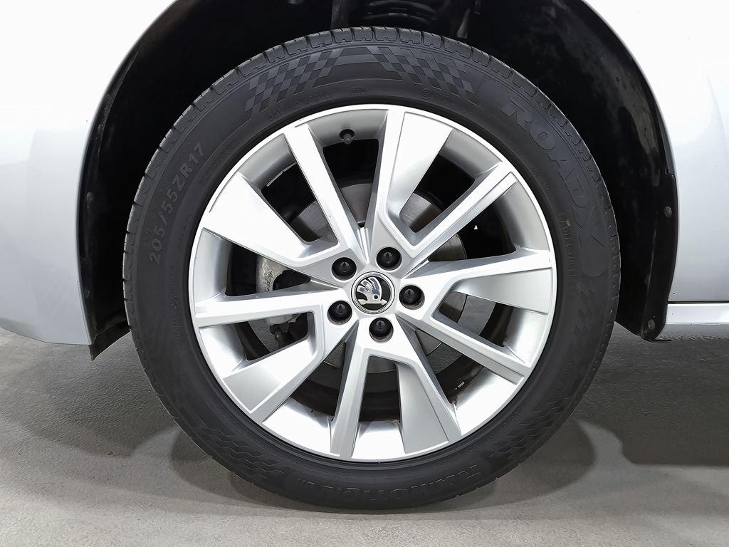 Skoda Kamiq 1.0 TSI Ambition 81 kW (110 CV) - 7