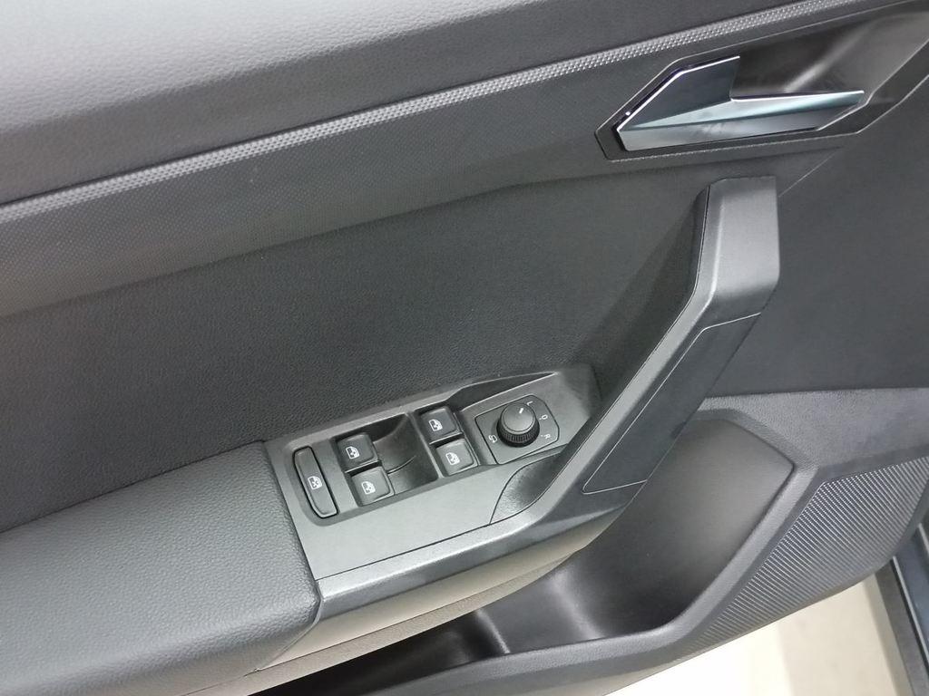 SEAT Arona 1.0 TSI Style Special Edition 85 kW (115 CV) - 10