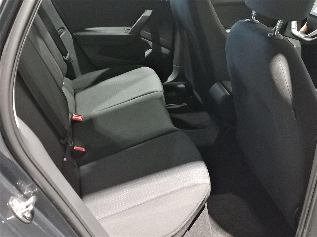 SEAT Arona 1.0 TSI Style XL 81 kW (110 CV) - 5