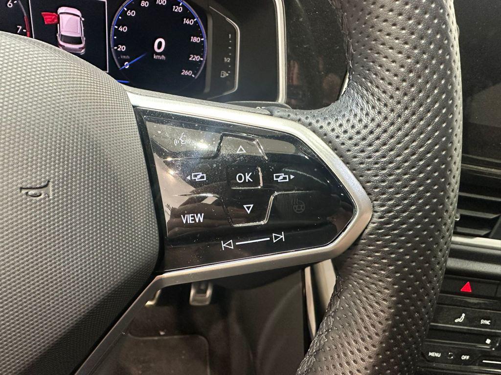 Volkswagen T-Roc R-Line 1.5 TSI 110 kW (150 CV) DSG - 11