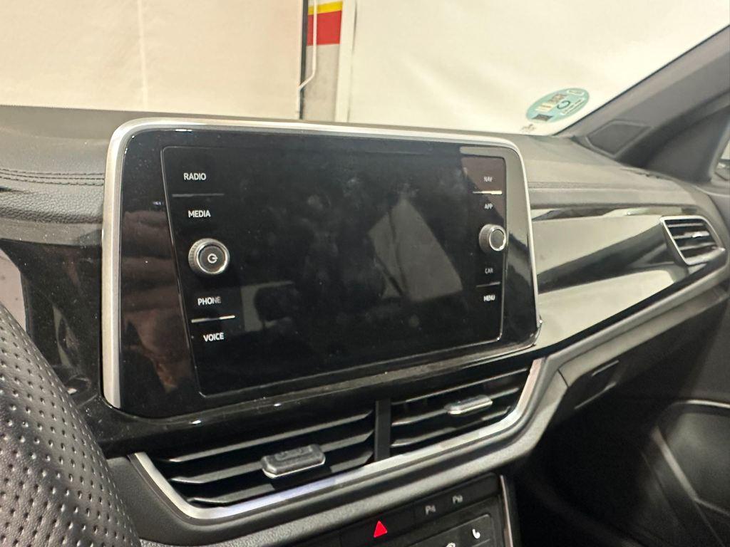 Volkswagen T-Roc R-Line 1.5 TSI 110 kW (150 CV) DSG - 13