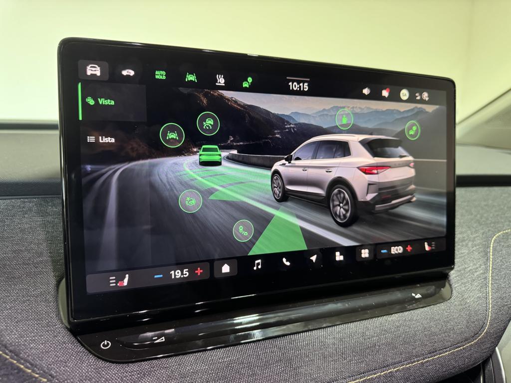 Skoda Elroq 60 63 kWh 150 kW (204 CV) - 12