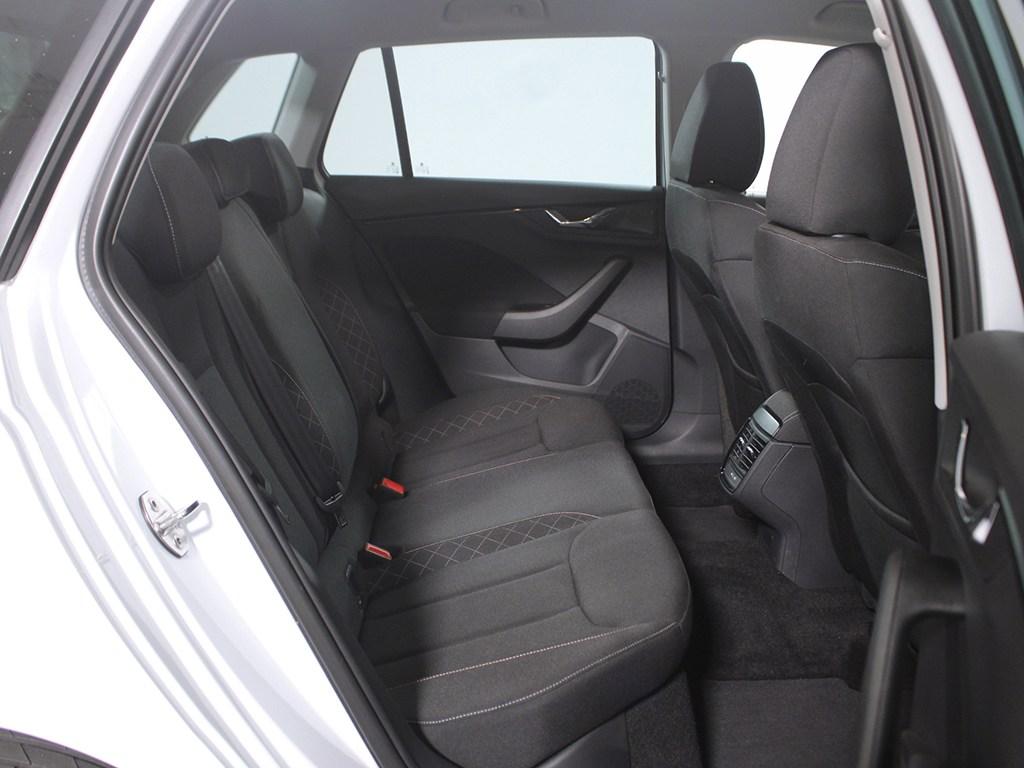 Skoda Kamiq 1.0 TSI Ambition DSG 81 kW (110 CV) - 5